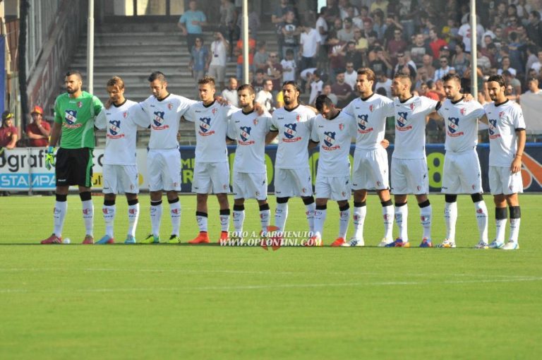 Salernitana-Savoia 2-0