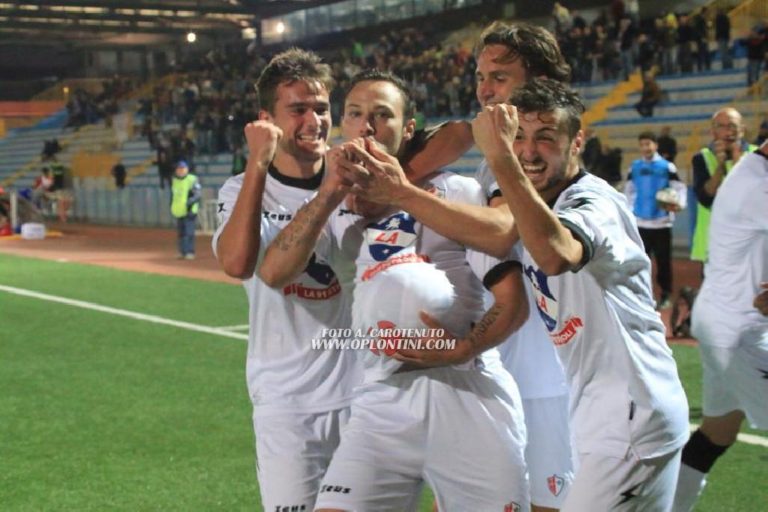 Savoia-Cosenza 1-1